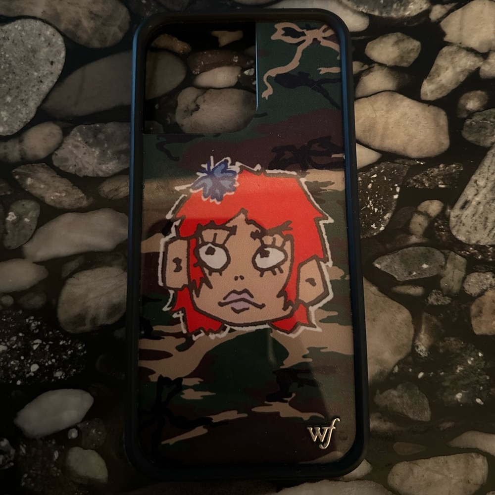 Enya Umanzor Wildflower Collab case- 14 pro max